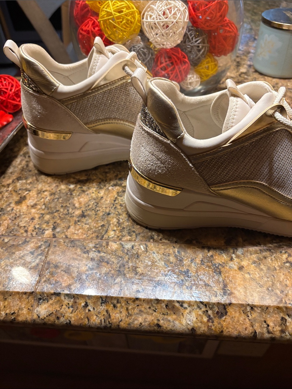 Micheal Kors cream and gold lace up hidden platform sneakers - Picture 5 of 9